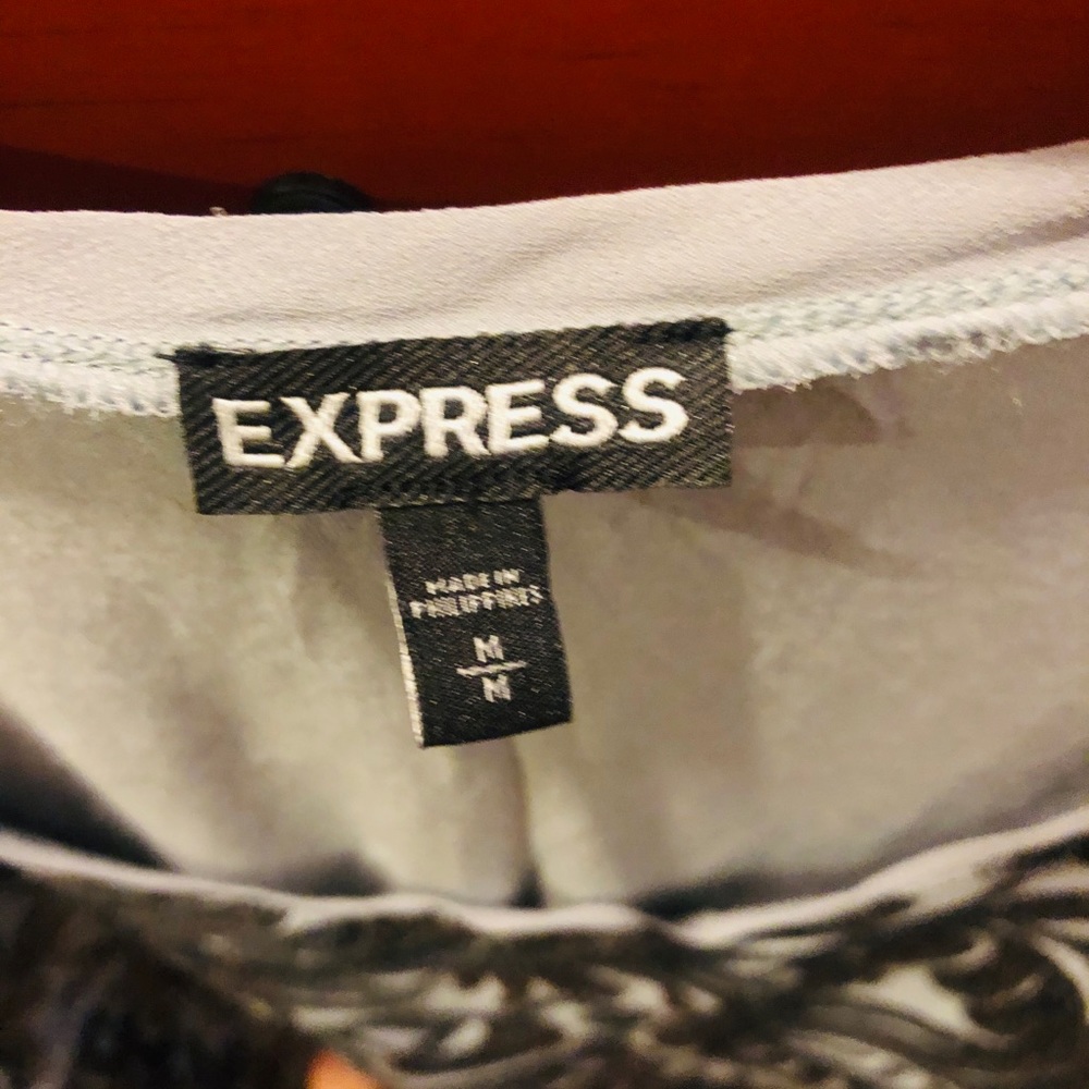 Blouse - Picture 2 of 3
